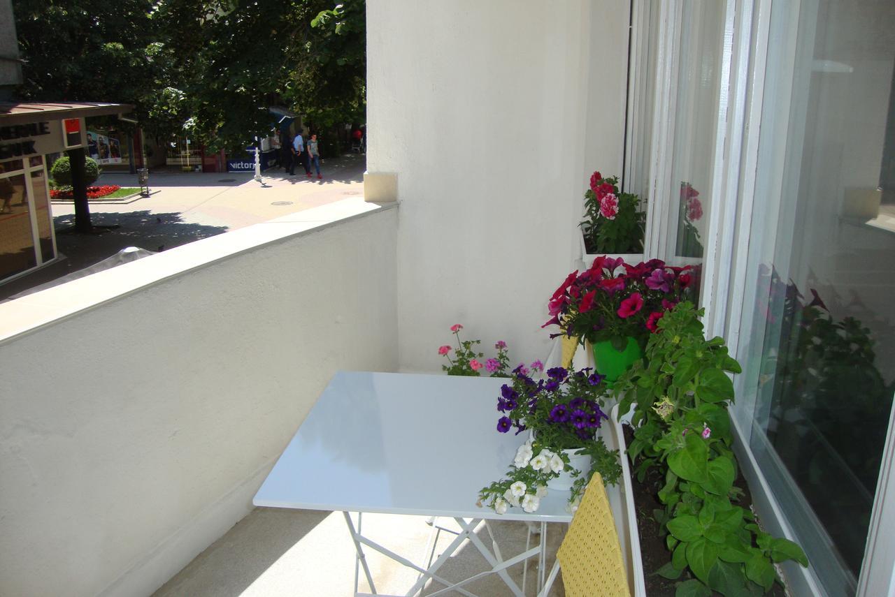 Guest Rooms Colours Kazanlak Exterior photo